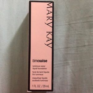 Mary Kay Makeup - Mary Kay ivory 2 foundation Mary Kay Makeup - Mary Kay ivory 2 foundation